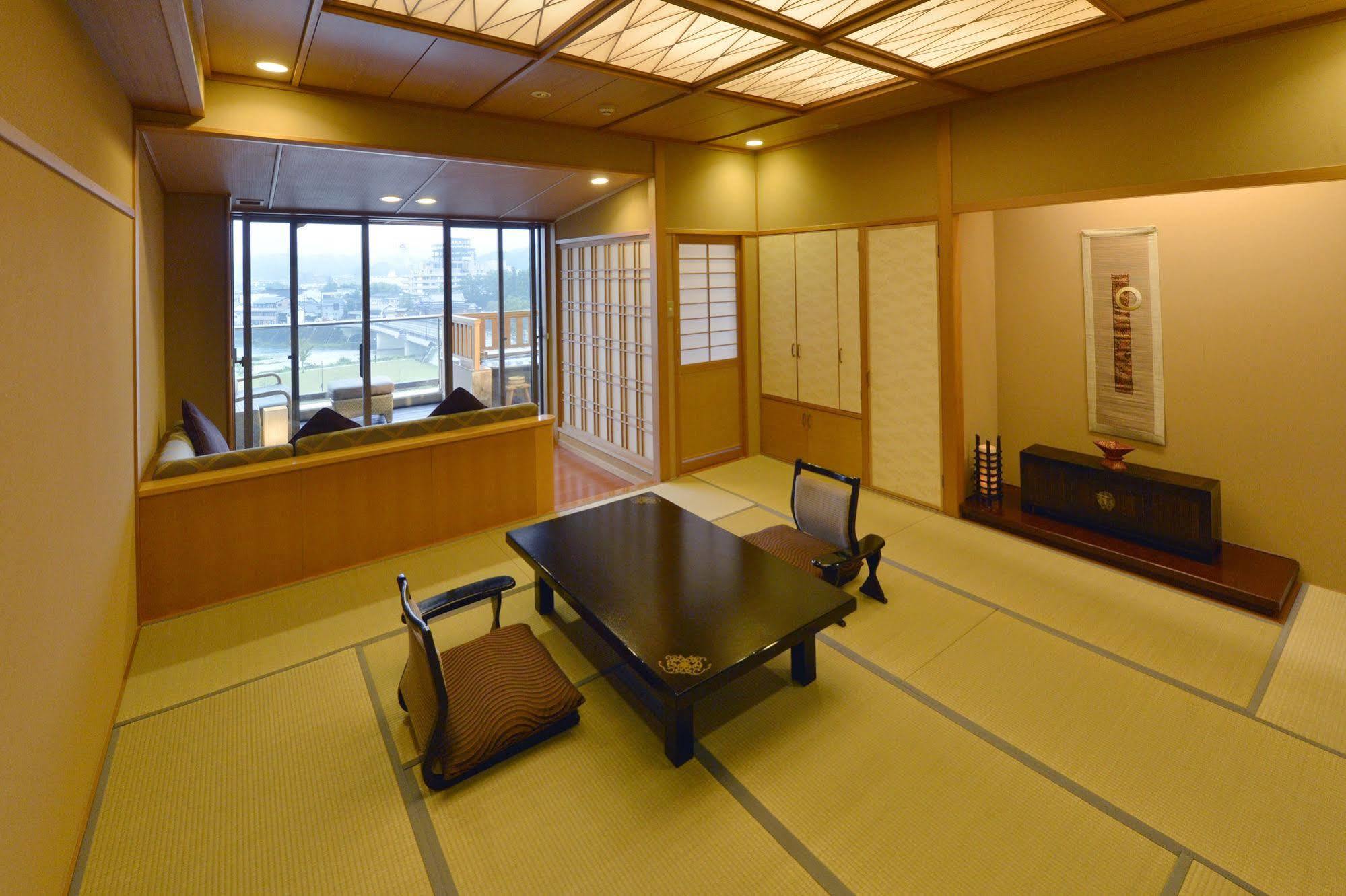 Ryokan Ayu No Sato Hitoyoshi Extérieur photo
